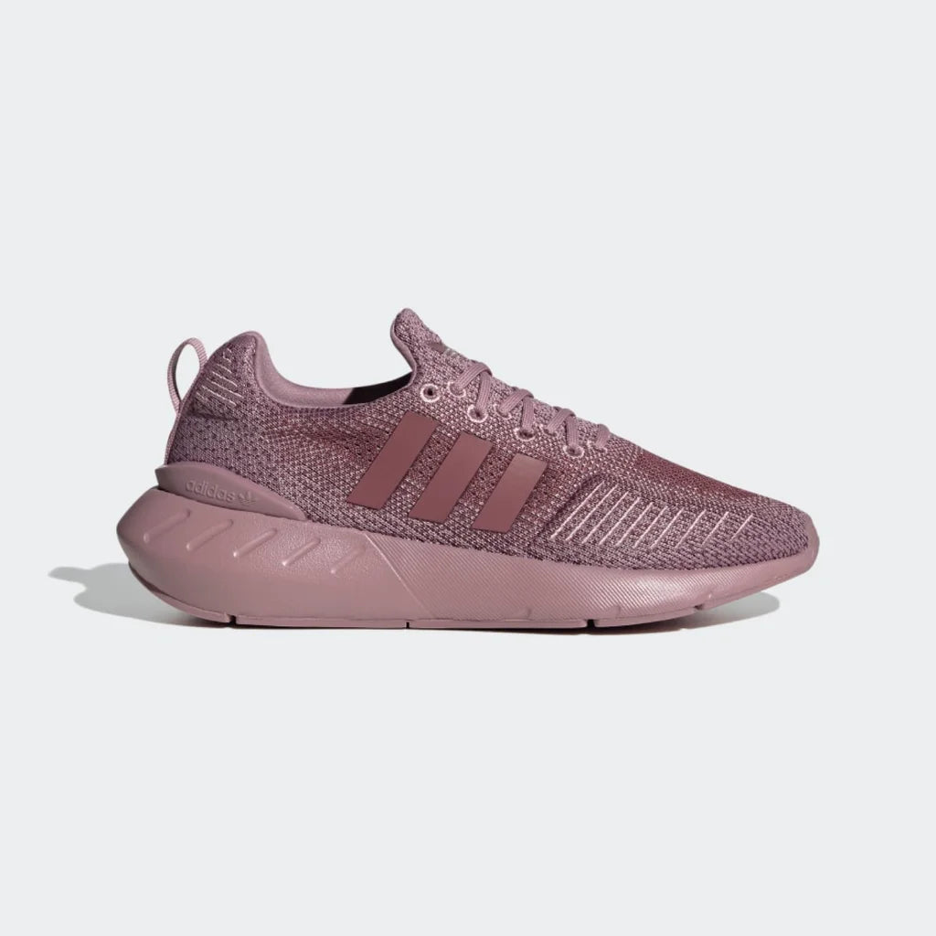 Adidas SWIFT RUN 22 SHOES |womens size 7,8.5| NEW