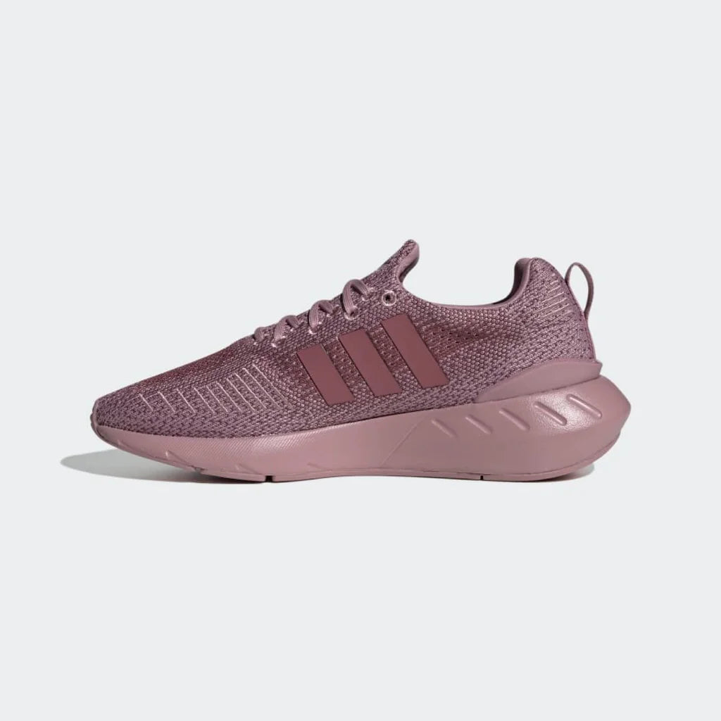 Adidas SWIFT RUN 22 SHOES |womens size 7,8.5| NEW