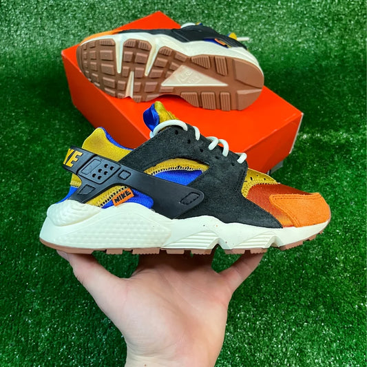 Nike Wmns Air Huarache 'ACG Inspired' DO6681 700