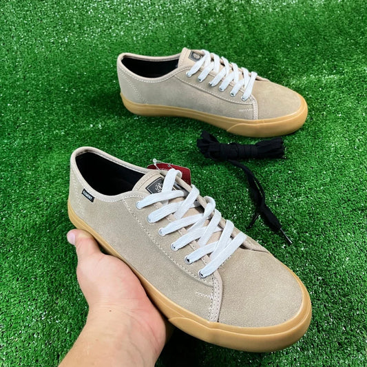 Mens Element Pitch shoes |mens size 7| NEW