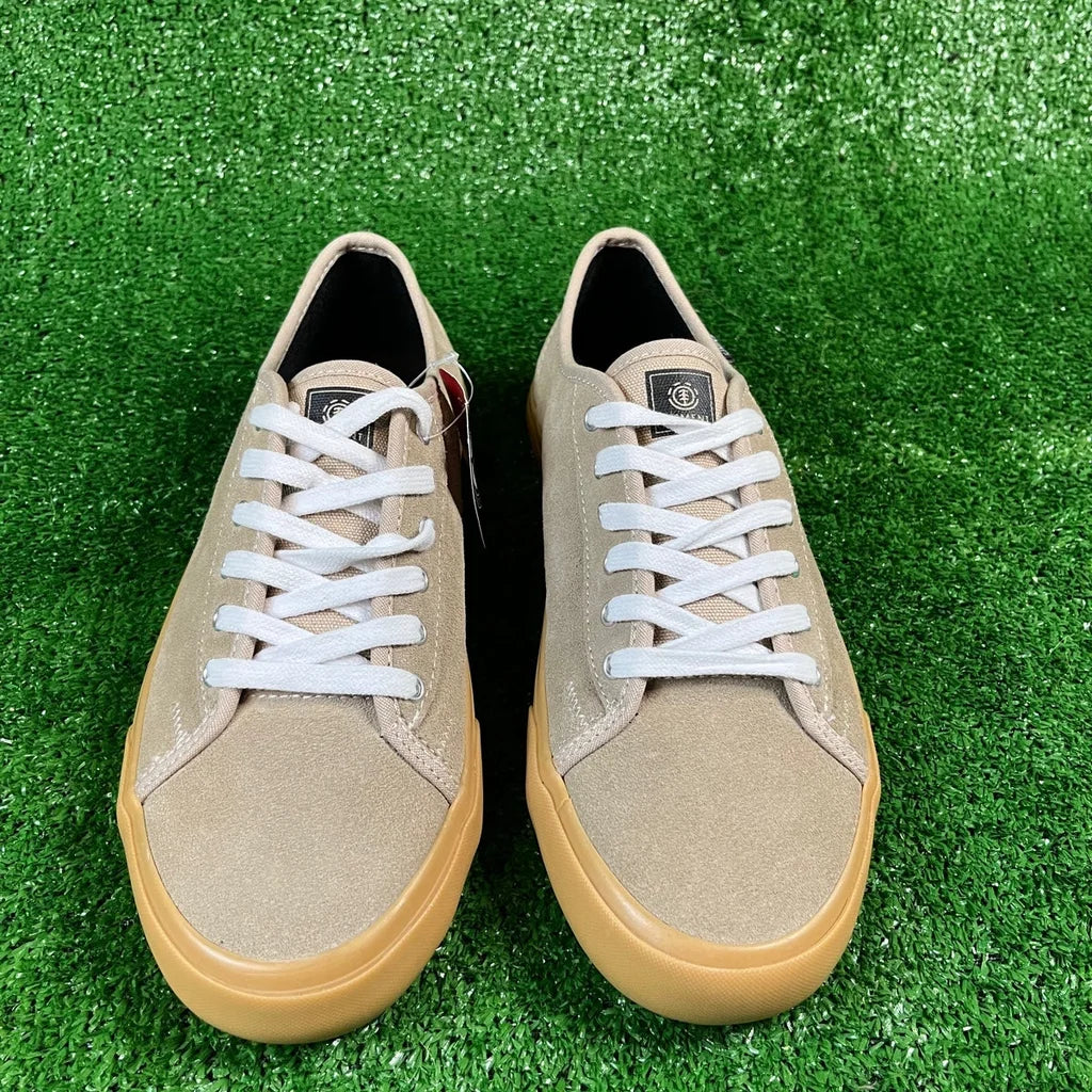 Mens Element Pitch shoes |mens size 7| NEW